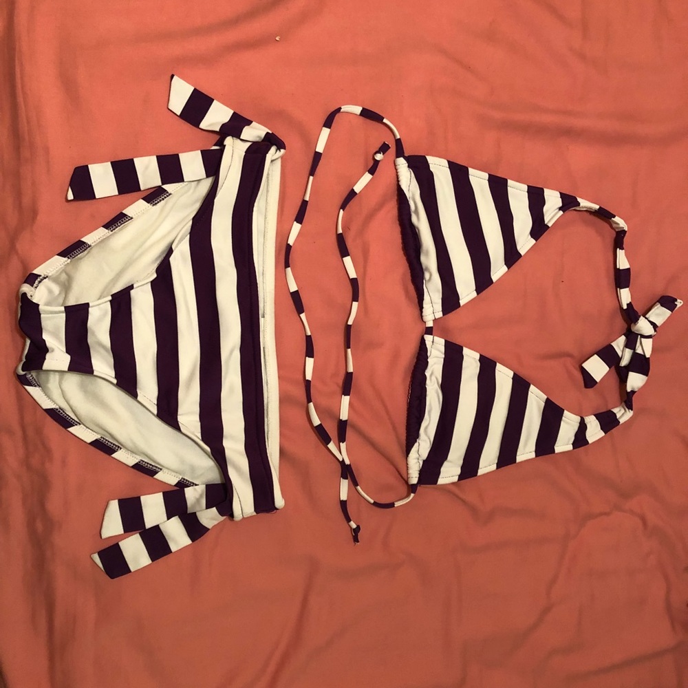 Purple/white bikini set